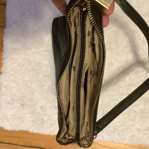 NY. Noble Exchange - Picture 1 of 13